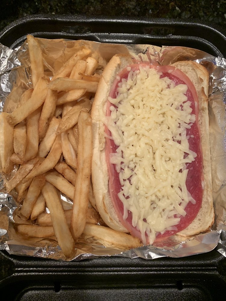 Twin Trees Pizza Italian 111 Syracuse St, Baldwinsville, NY