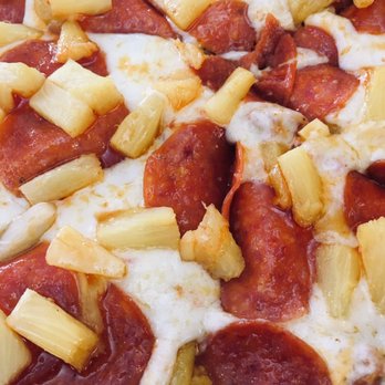 Hubby's Pizza - Look at that flavor - Pizza Near Me - Kennewick, Washington