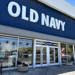 Old Navy - .....