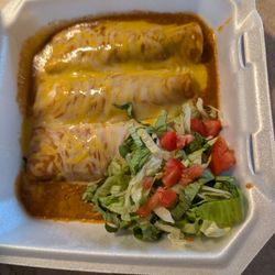 Mana's Restaurant - Guacamole enchiladas!