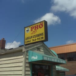 Pho Sriracha