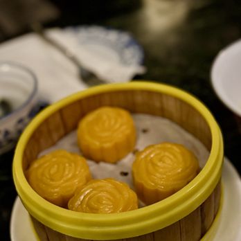 Blue Willow 夜来湘 - Pumpkin Mochi Cakes - Szechuan Near Me - New York, New York Blue Willow 夜来湘 - Pumpkin Mochi Cakes - Szechuan Near Me - New York, New York