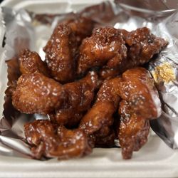 Princess Maria's Pizza & Restaurant - Barbecue chicken wings