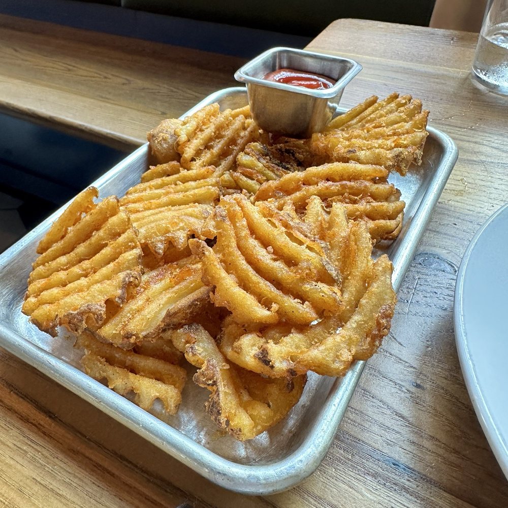 Emmy Squared Pizza - Seasoned Waffle Fries - Pizza Near Me - Westport, Connecticut