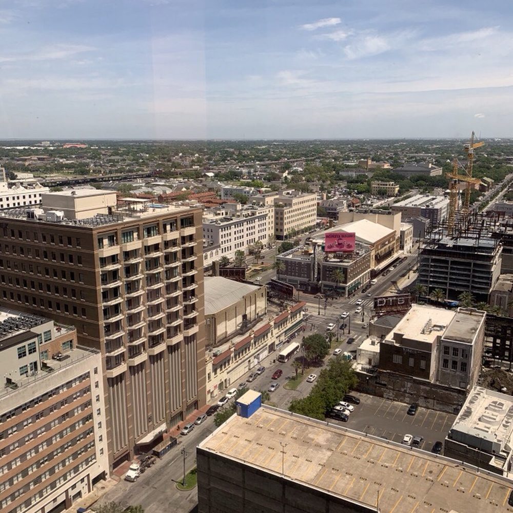 Spectacular view from the new 20th floor location for the great Gonzales Tailoring. Spectacular view from the new 20th floor location for the great Gonzales Tailoring.