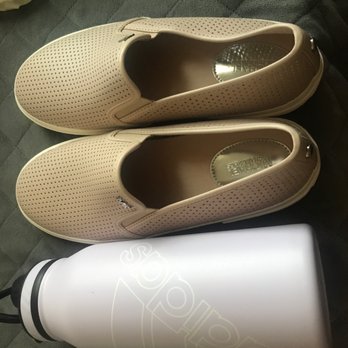 TJ MAXX - Updated December 2025 - 415 Photos & 127 Reviews - 1120 Kuala