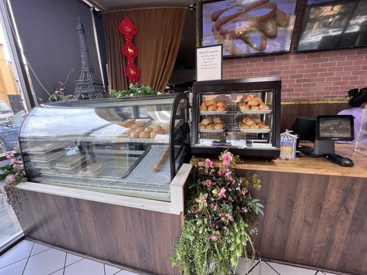 Y-Linh Sandwiches by null