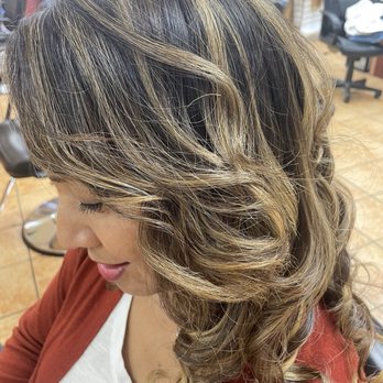 Uni Hair Studio - Side view of extensions with highlights - Hair Extensions Near Me - San Jose, California Uni Hair Studio - Side view of extensions with highlights - Hair Extensions Near Me - San Jose, California
