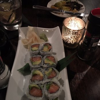Chucks Fish - Salmon avocado roll - Sushi Bars Near Me - Mobile, Alabama