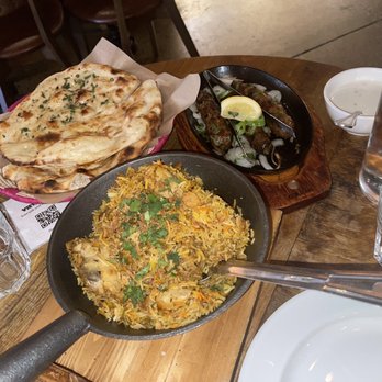 Karahi Boys - Chicken briyani, garlic non and butter non and three beef kebabs - Pakistani Near Me - Toronto, Ontario Karahi Boys - Chicken briyani, garlic non and butter non and three beef kebabs - Pakistani Near Me - Toronto, Ontario