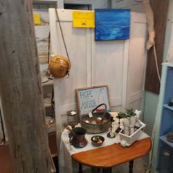 DeFrance Boutique - Interior