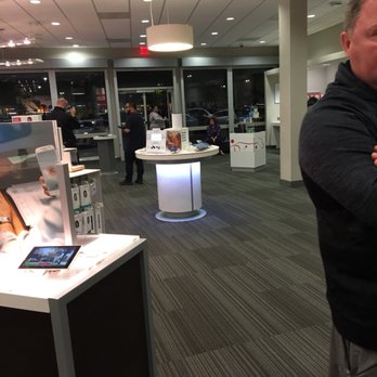 Verizon - Mobile Phones Near Me - Carlsbad, California Verizon - Mobile Phones Near Me - Carlsbad, California