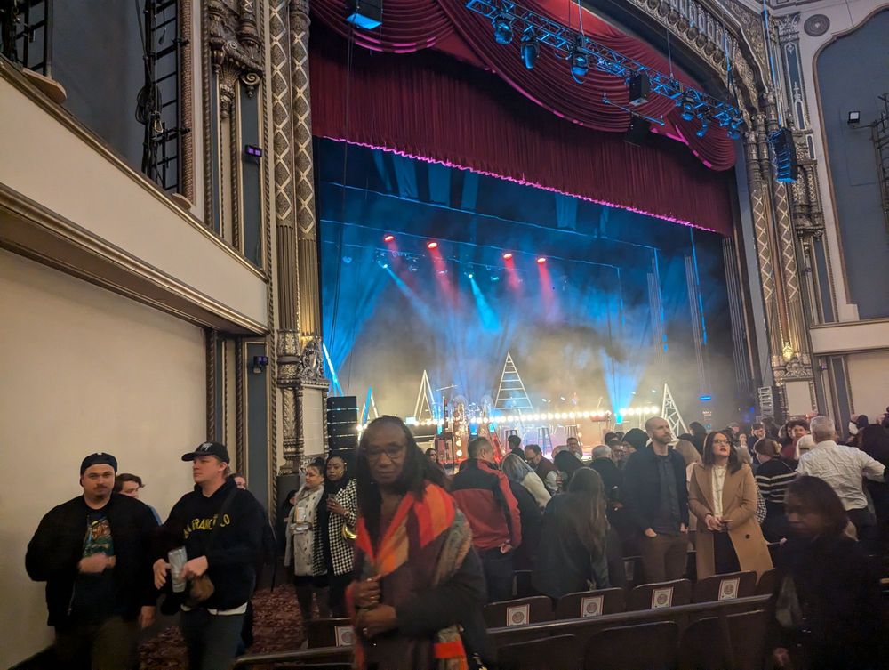 Social spots from Leslie Odom Jr - The Christmas Tour