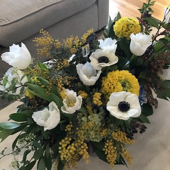 Wenfloral Design Studio - Coffee table centerpiece -although peonies weren't in season, Jamie found something that could have easily fooled me! - Florists Near Me - Arcadia, California