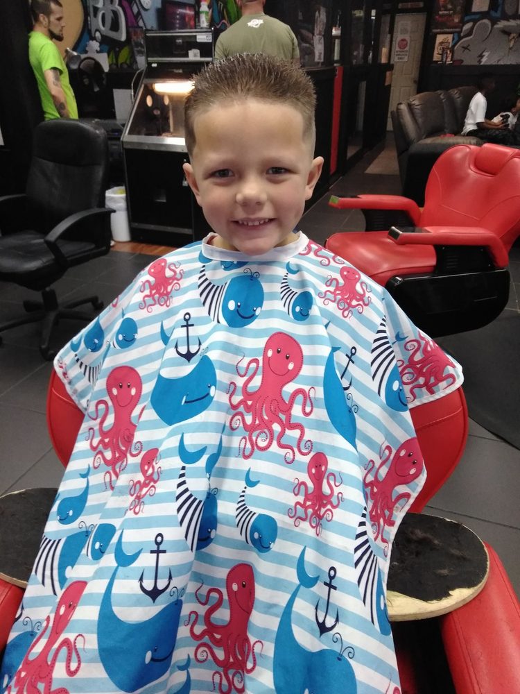 DIAMOND KUTZ & BRAIDS Updated October 2024 6100 W Fairfield Dr