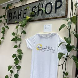 Honeycomb Bakery - T-shirt