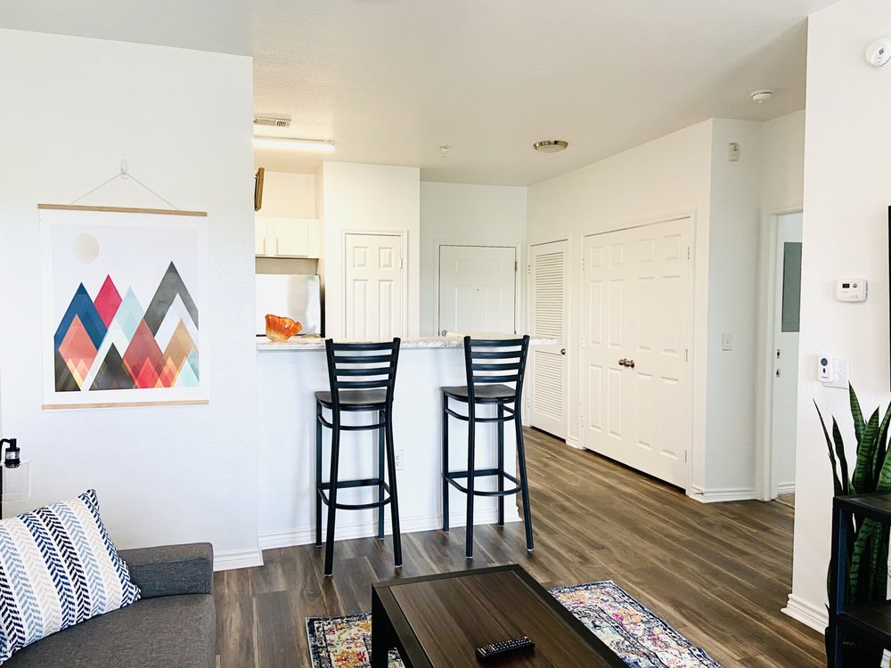 LAKESIDE STUDENT LIVING REDSTONE RESIDENTIAL Updated October 2024 23 Photos 1300 Old Hwy