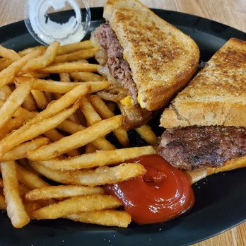 Crestline Cafe - Patty melt, crispy fries - American Near Me - Crestline, California Crestline Cafe - Patty melt, crispy fries - American Near Me - Crestline, California