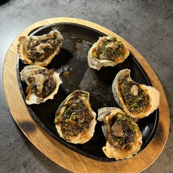 Resilience Viet Kitchen & Bar - Spicy Bone Marrow Oysters - Cocktail Bars Near Me - Houston, Texas Resilience Viet Kitchen & Bar - Spicy Bone Marrow Oysters - Cocktail Bars Near Me - Houston, Texas