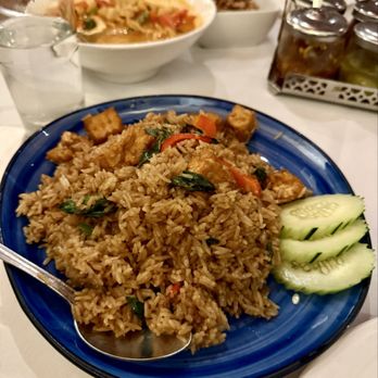 New Krung Thai Restaurant - Basil Fried Rice Vegetables w/ Tofu - Thai Near Me - San Jose, California New Krung Thai Restaurant - Basil Fried Rice Vegetables w/ Tofu - Thai Near Me - San Jose, California