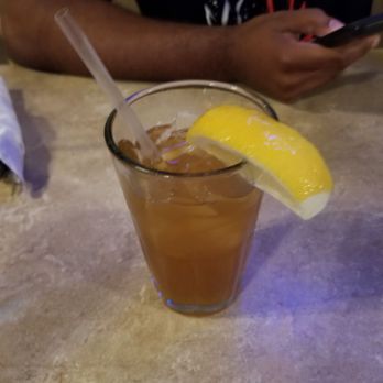 Cali BBQ - Totally forgot to include my drink in my write up. This is southern peach tea and it was fantastic - Barbeque Near Me - Spring Valley, California