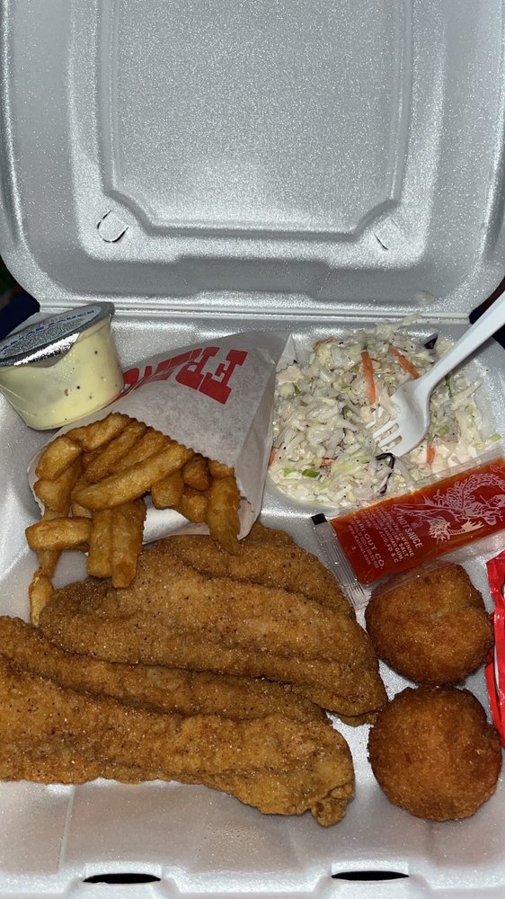 AMEEN FISH & WINGS Updated September 2024 13 Photos & 14 Reviews