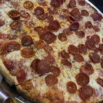 Pizza Rock - Chicago thin pizza - Pizza Near Me - Henderson, Nevada