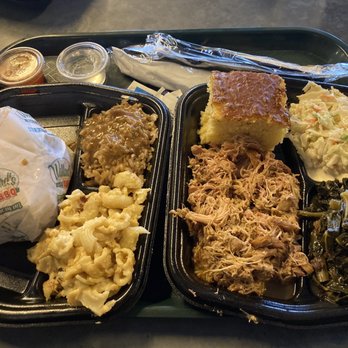 Willard's Real Pit BBQ - My girlfriend and I's plates. - Barbeque Near Me - Chantilly, Virginia