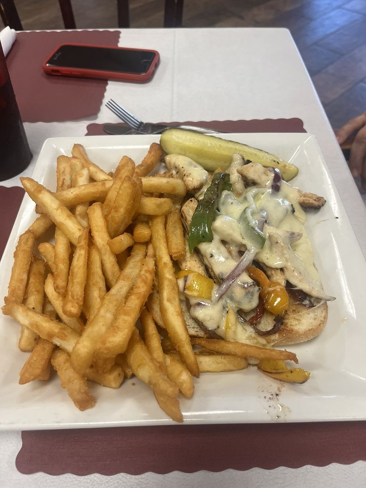 WHISTLE STOP RESTAURANT Updated October 2024 14 Reviews 2728