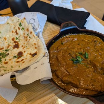 Punjabi Chaap Manhattan - Rogan Josh Chaap Garlic Naan - Indian Near Me - New York, New York Punjabi Chaap Manhattan - Rogan Josh Chaap Garlic Naan - Indian Near Me - New York, New York