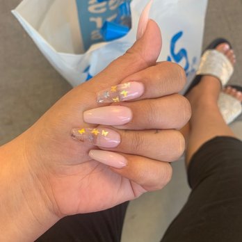 Glossi Nail Bar - Nail Salons Near Me - Colma, California Glossi Nail Bar - Nail Salons Near Me - Colma, California