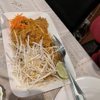 Thai Elephant - Pork Pad Thai - Thai Near Me - Kennewick, Washington Thai Elephant - Pork Pad Thai - Thai Near Me - Kennewick, Washington