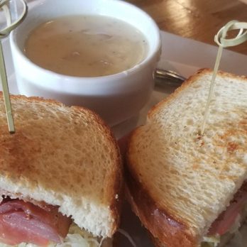 Knolls Restaurant - Oh yah!!! - American Near Me - Long Beach, California Knolls Restaurant - Oh yah!!! - American Near Me - Long Beach, California