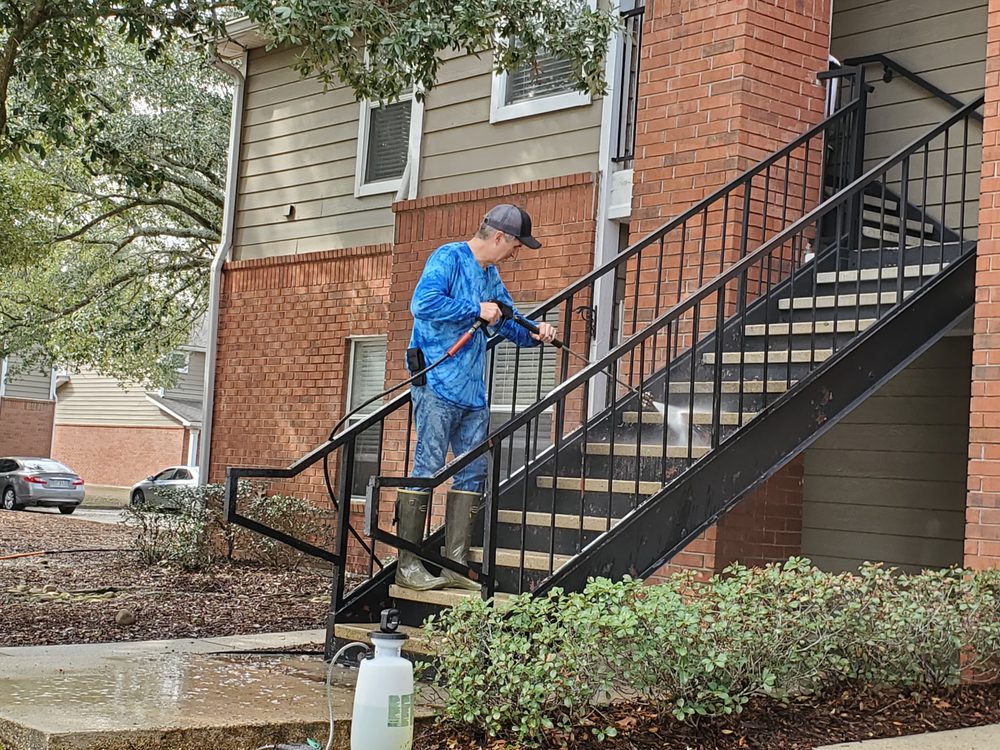 MR. CURB APPEAL 360 Updated July 2024 Request a Quote 7726 N