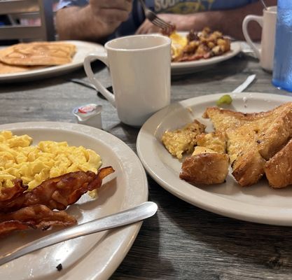 Breakfast Club Lake Mary by null