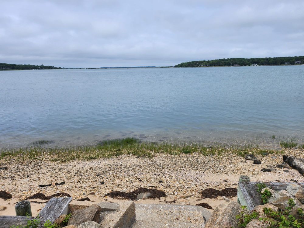 Kayak Shelter Island Logo