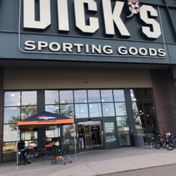 DICK'S Sporting Goods - Outside