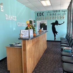 Elevé Dance Center - Waiting room