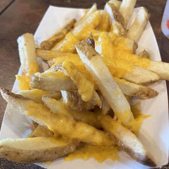 Daddio's Burger - Cheese Fries - Disappointing - A slice of cheese microwaved to melt on the fries - Come on Man, at least use nacho cheese sauce !!! - Burgers Near Me - Port Arthur, Texas