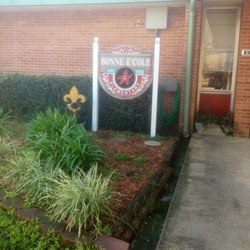 Bonne Ecole Elementary School