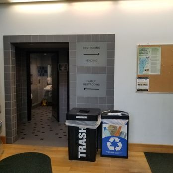 Sharon Rest Area - Trash and recycling inside (none outside) - Rest Stops Near Me - Sharon, Vermont
