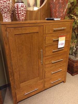 Homemakers Furniture by null