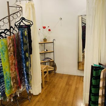 Artemisia Artwear - Women's Clothing Near Me - Taos, New Mexico Artemisia Artwear - Women's Clothing Near Me - Taos, New Mexico