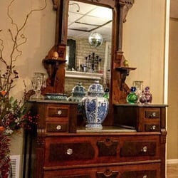 MCeclectic Interiors - Eastlake Dresser