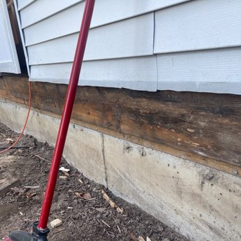 Burrell Construction - Before he removed old rotted rim joist - Tiling Near Me Burrell Construction - Before he removed old rotted rim joist - Tiling Near Me