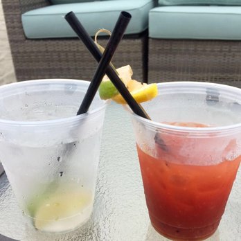 ICONA Beach Bar Diamond Beach - Drinks on the beach - Music Venues Near Me - Wildwood, New Jersey