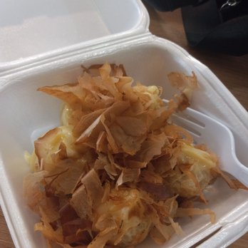OMG Cafe & Tea - Takoyaki usuqlly has a smooth potato-like filling but these are more like breading & they add corn. Topped w kewpie mayo & Bonito flakes! - Bubble Tea Near Me - Jacksonville, Florida OMG Cafe & Tea - Takoyaki usuqlly has a smooth potato-like filling but these are more like breading & they add corn. Topped w kewpie mayo & Bonito flakes! - Bubble Tea Near Me - Jacksonville, Florida