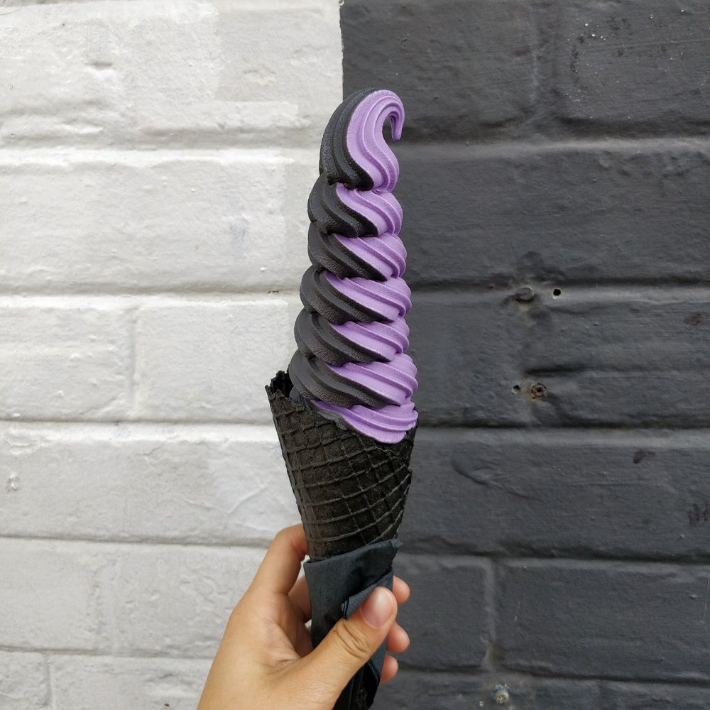 iHalo Krunch - Ube and charcoal - Ice Cream & Frozen Yogurt Near Me - Toronto, Ontario