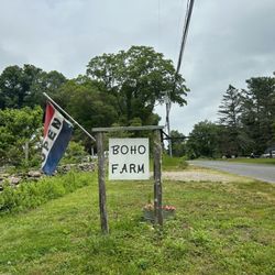 Boho Farm - Entrance