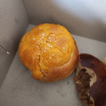 Dong Dong Pastries - Pineapple buns - Bakeries Near Me - Richmond Hill, Ontario Dong Dong Pastries - Pineapple buns - Bakeries Near Me - Richmond Hill, Ontario